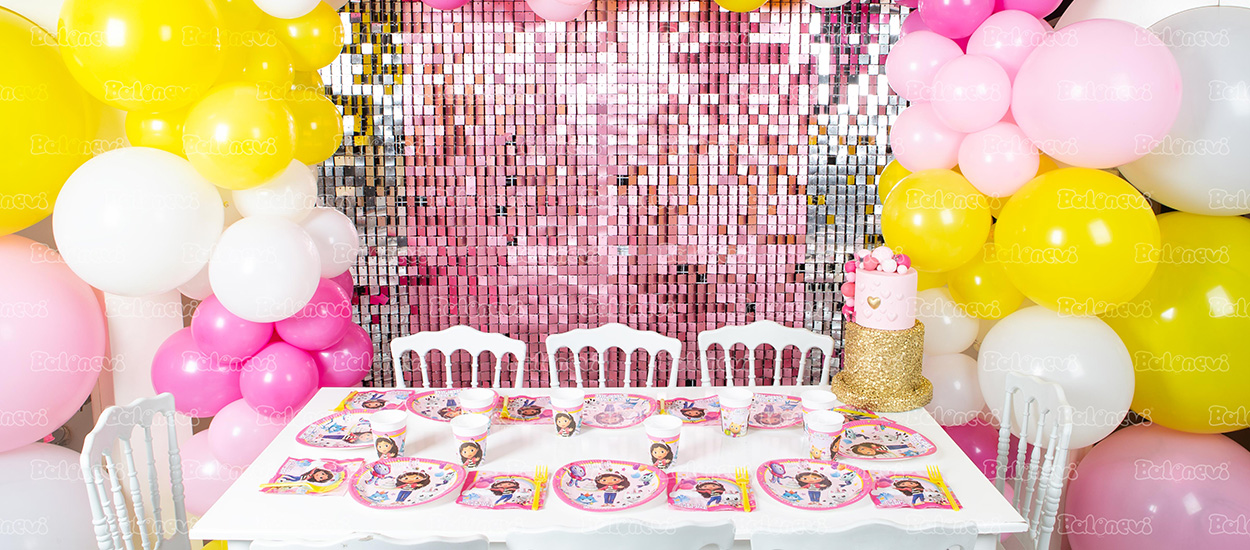 Gabby's Dollhouse Party Set